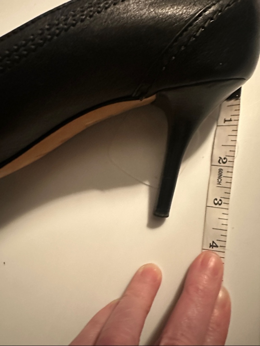 Dior Leather Pumps with toggle - Picture 15 of 15